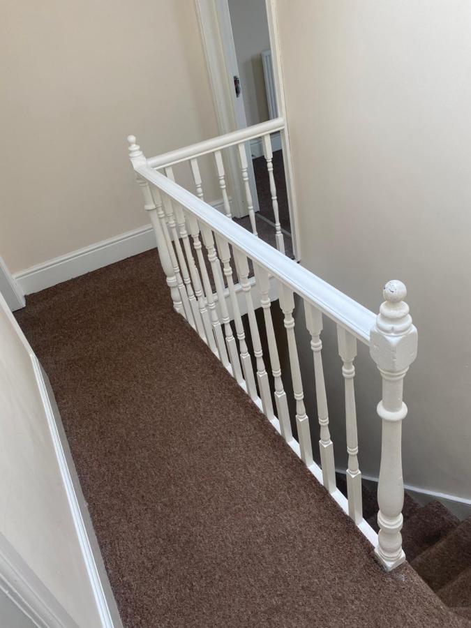 Spacious 4 Bedroom House Near Stokes Croft!! Central!!! Бристоль Экстерьер фото