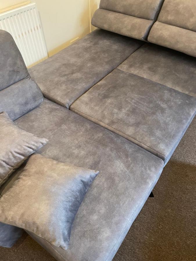 Spacious 4 Bedroom House Near Stokes Croft!! Central!!! Бристоль Экстерьер фото